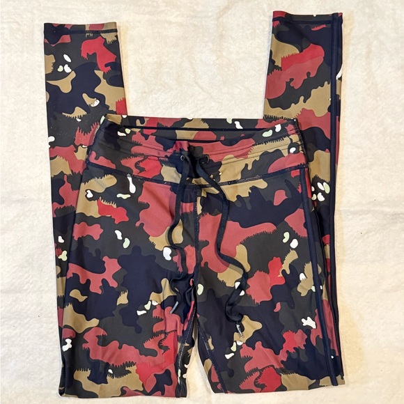 The Upside Camouflage Leggings - Picture 1 of 3